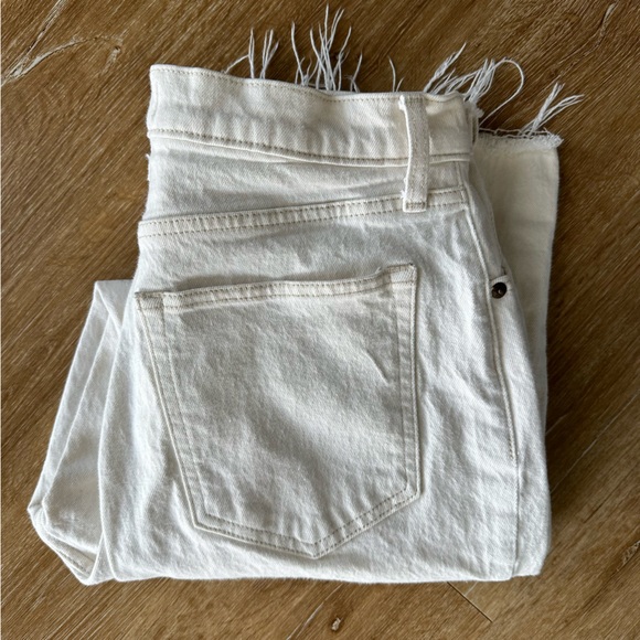 Abercrombie Curve Love 90s Straight Ultra High Rise - Picture 2 of 5